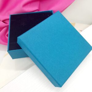 Caja Conjunto Lisa 9×9 verde