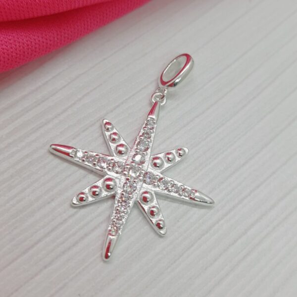 Dije Asia (2,5cm aprox)
